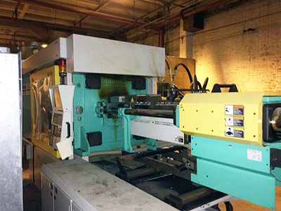 1997 Toyo TM-400H Used Injection Molding Machine